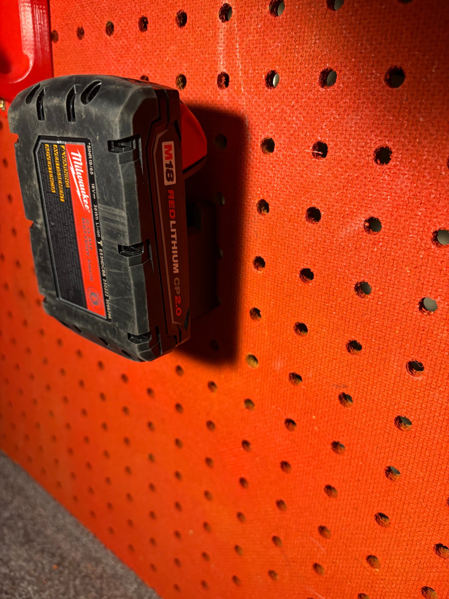 Pegboard Mount for MILWAUKEE M18 Battery