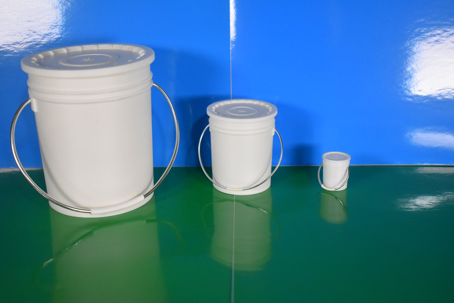 Mini Bucket with Lid – Multiple Colors & Sizes
