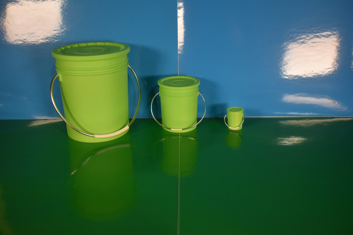 Mini Bucket with Lid – Multiple Colors & Sizes