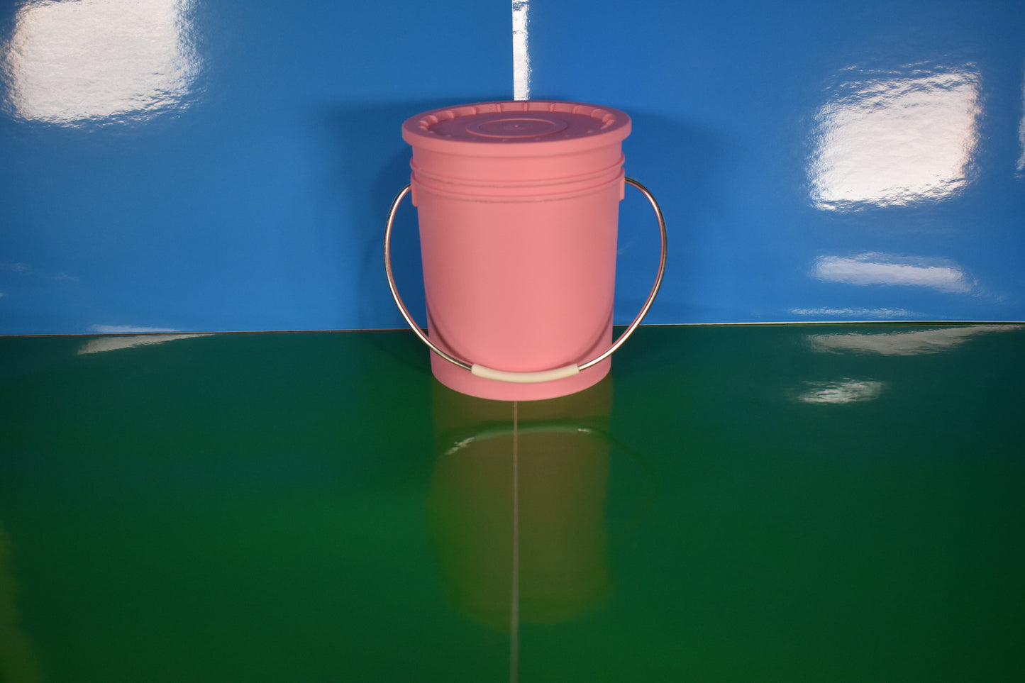 Mini Bucket with Lid – Multiple Colors & Sizes