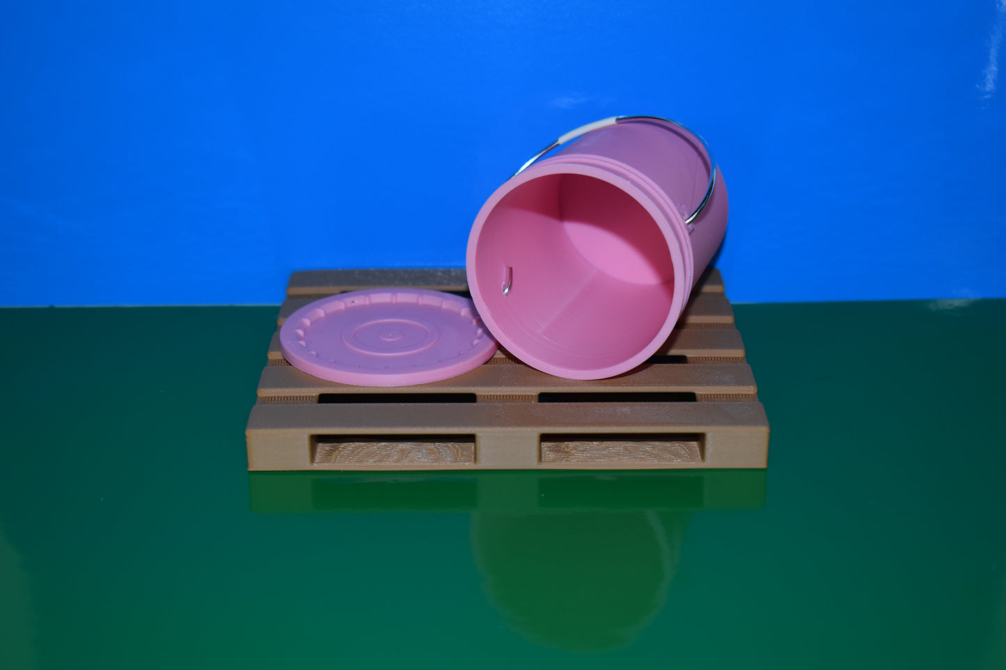 Mini Bucket with Lid – Multiple Colors & Sizes