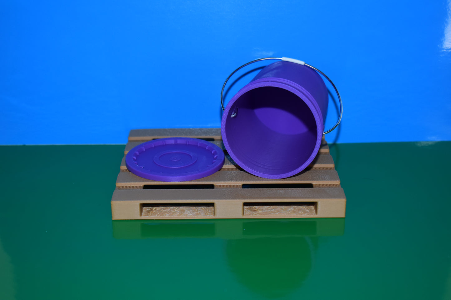 Mini Bucket with Lid – Multiple Colors & Sizes